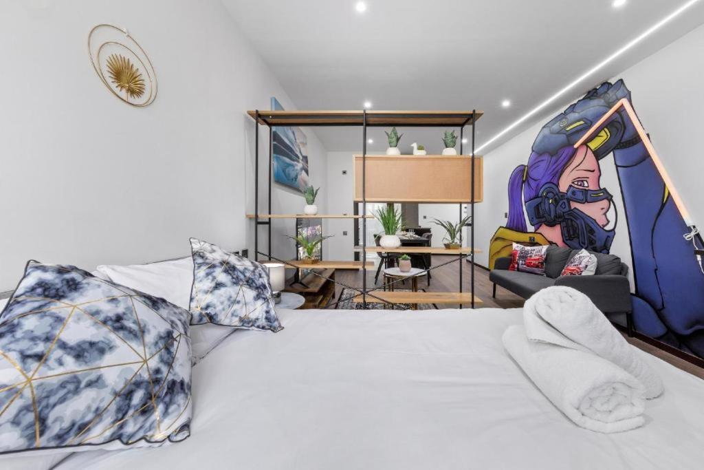 Serviced Golders Nw11 Apartment London