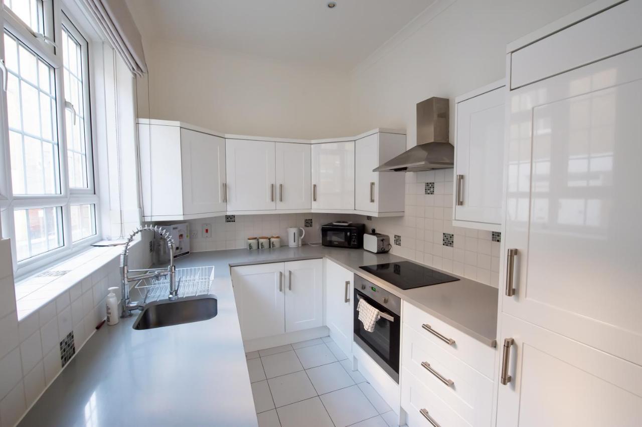 Mayfair Town House * London