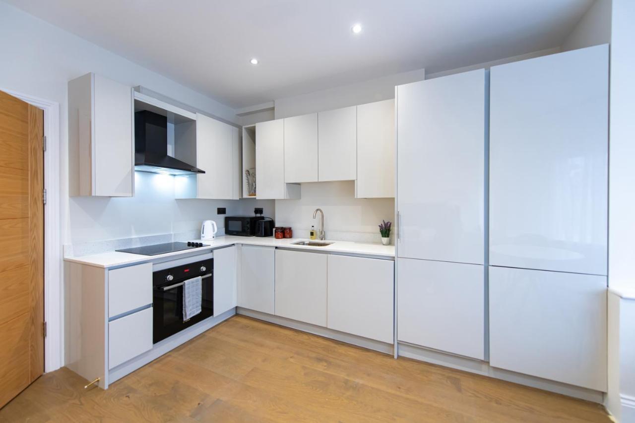 Ealing Residency Apartahotel