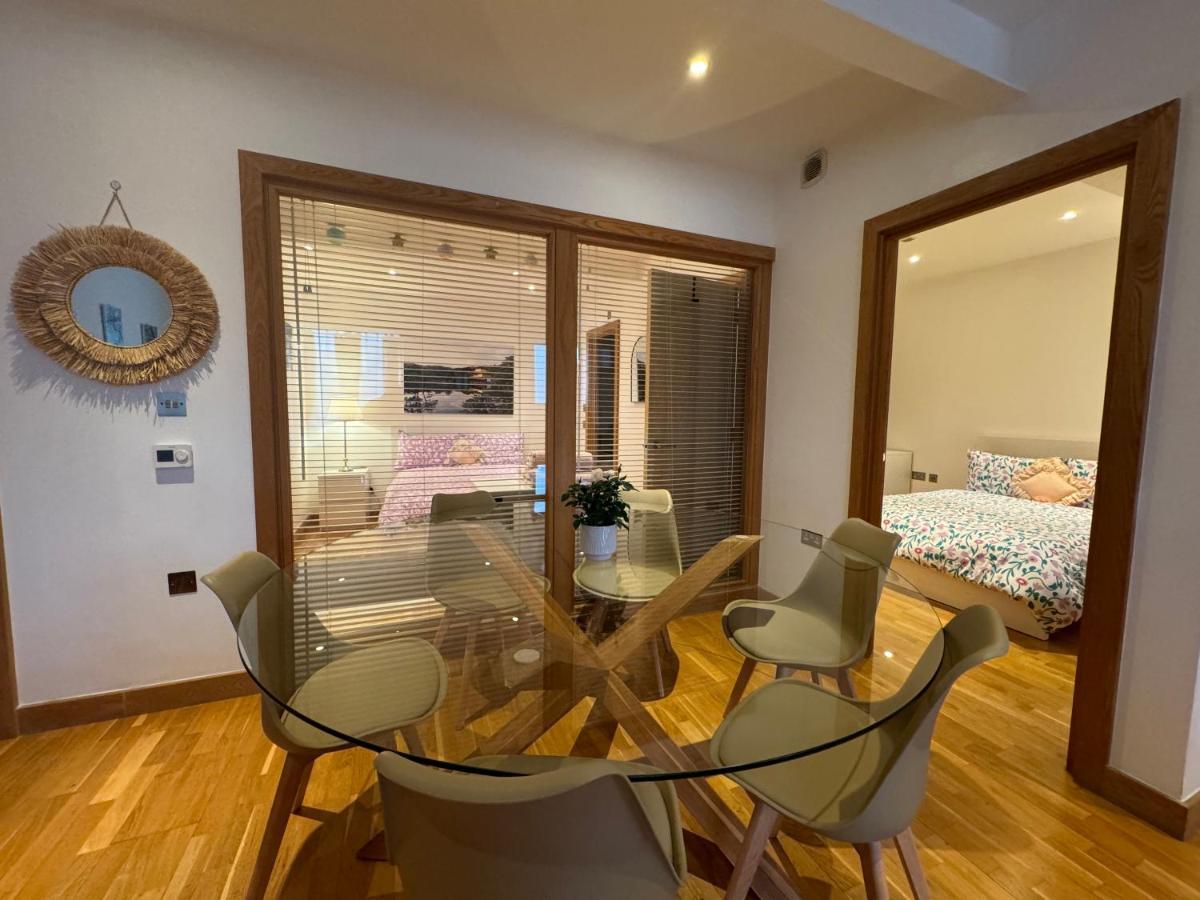The Noko 2 Bedroom Central By Wild Londen