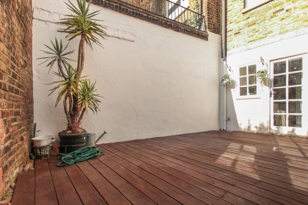 Bright & Spacious 1br Duplex, Islington, Angel * Londen