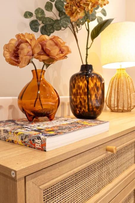 Apartment Elegance: A Symphony Of High-end Decor *