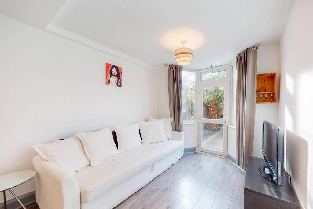 Perfectly Located, Classy 2 Bed Flat In Stockwell Leilighet