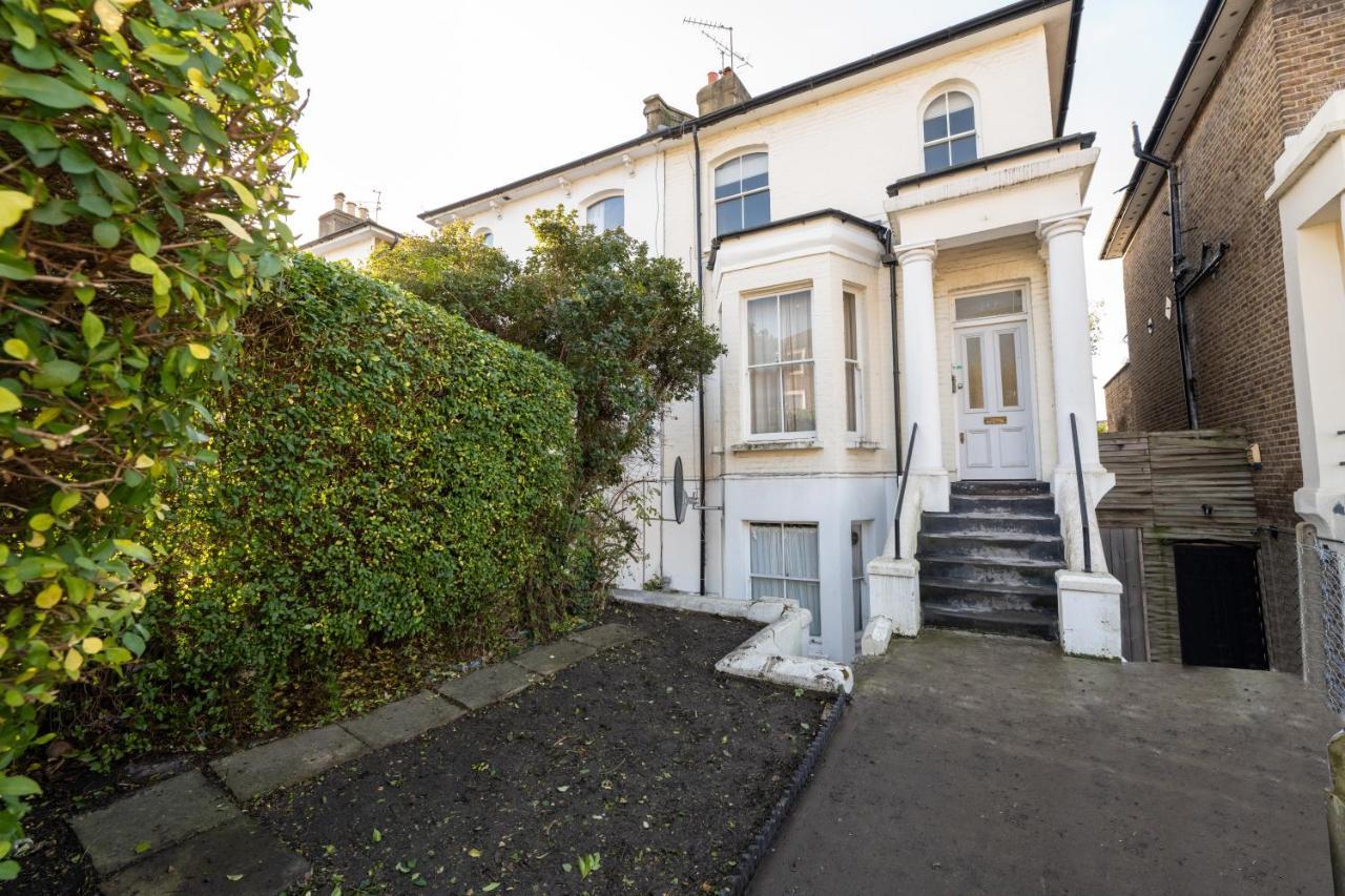 Leilighet Stunning & Stylish 2 Bed Flat In West