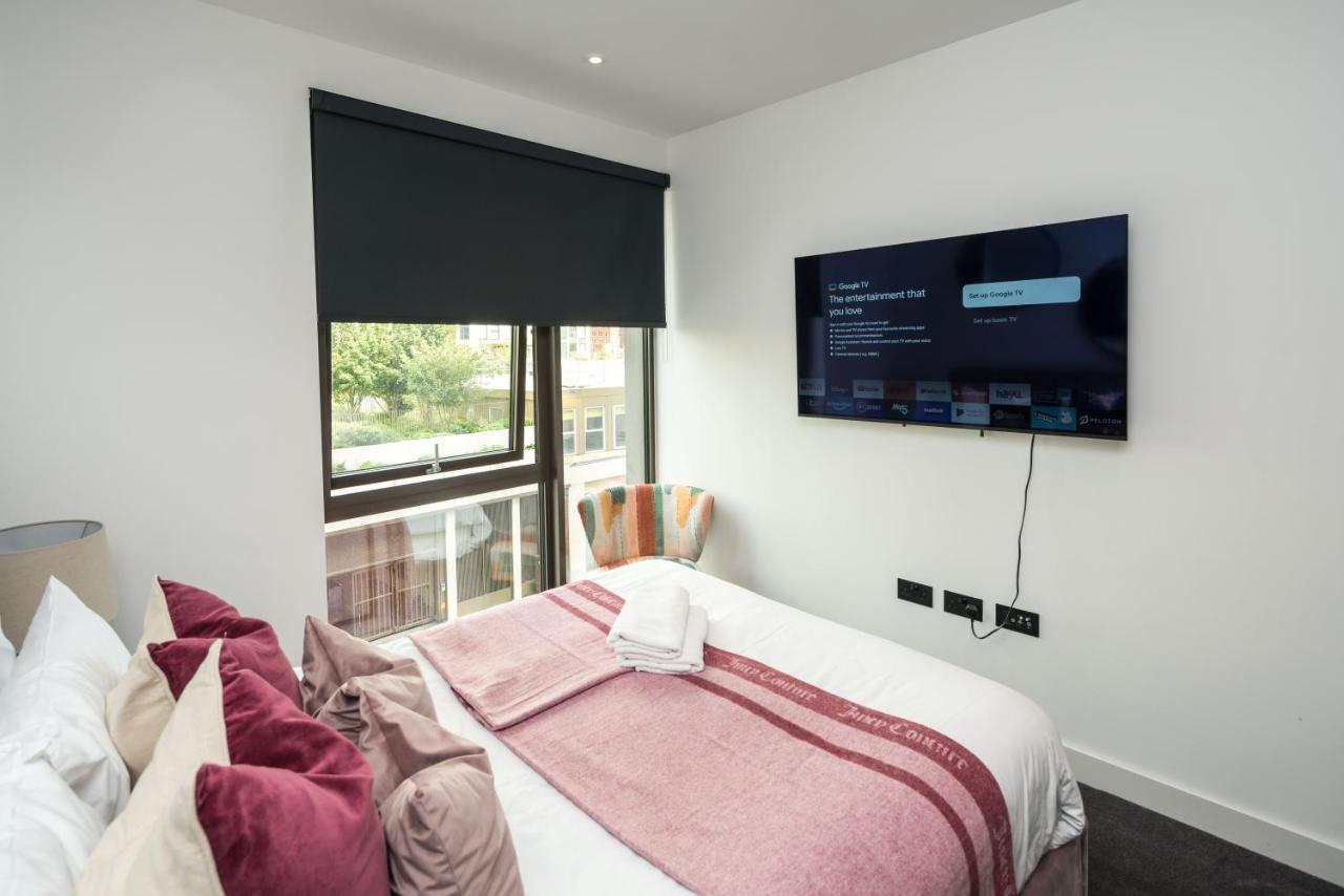 V2 3bdr City View-superluxury-bigbenview-parliament View Powerstation Apartment