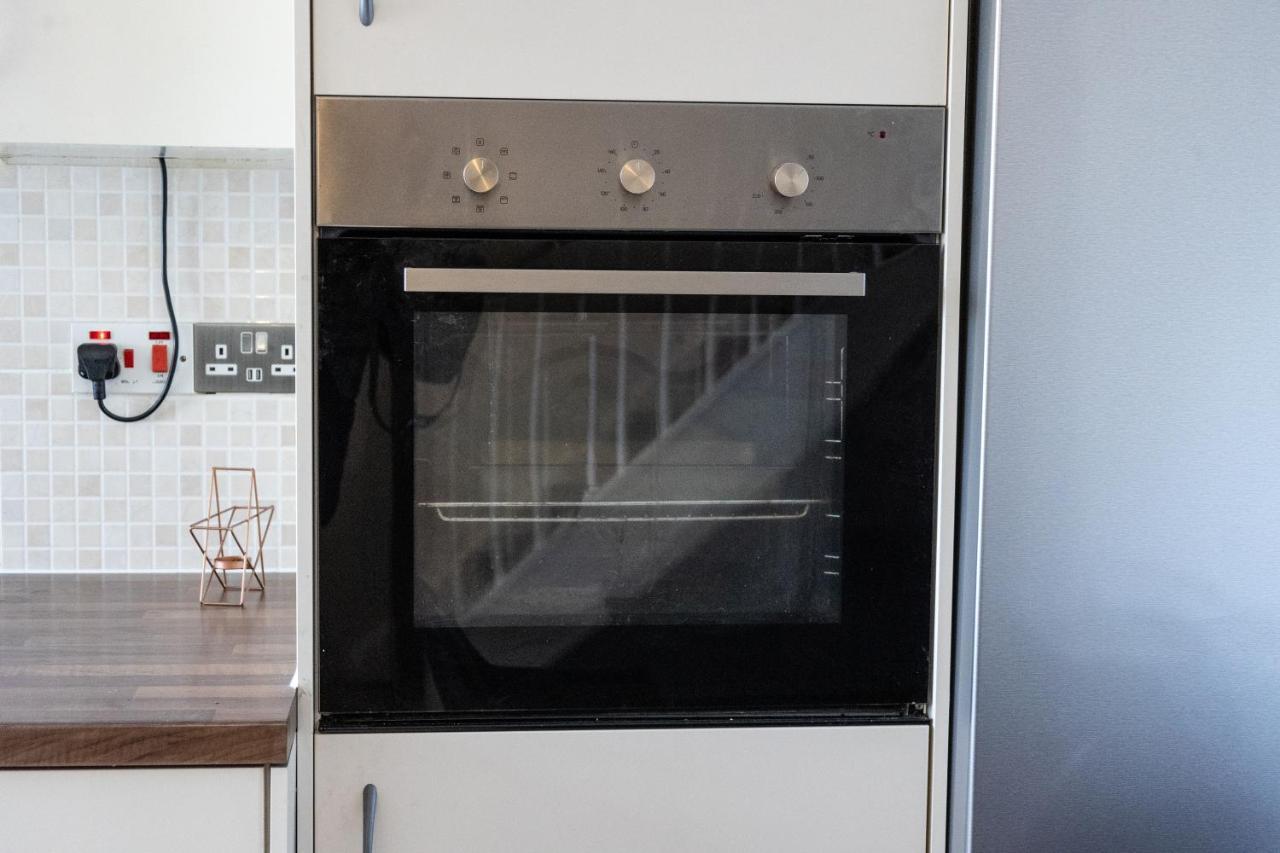 - 4 Bed - Sleeps 8 - Garden - Pet Friendly Сasa de vacaciones *