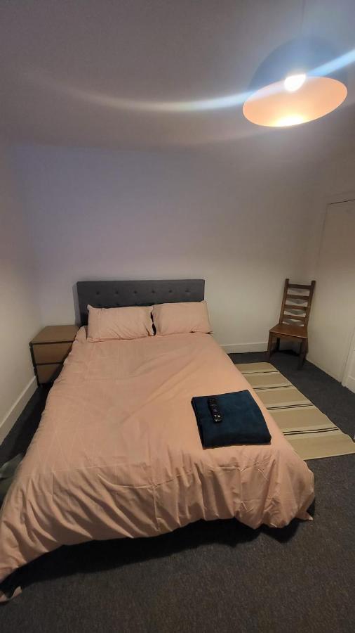 Guest house North London
