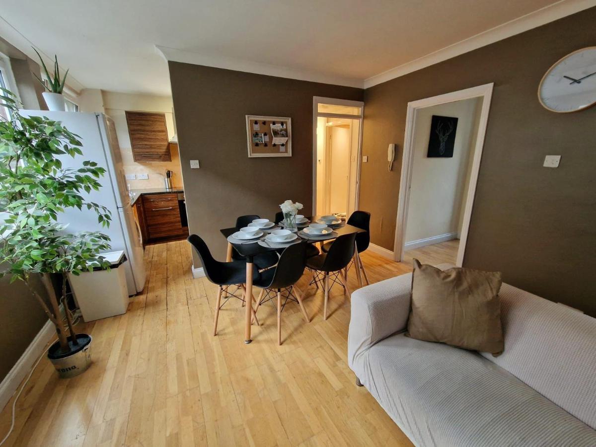 3 Bedrooms Flat Near Russell Square *