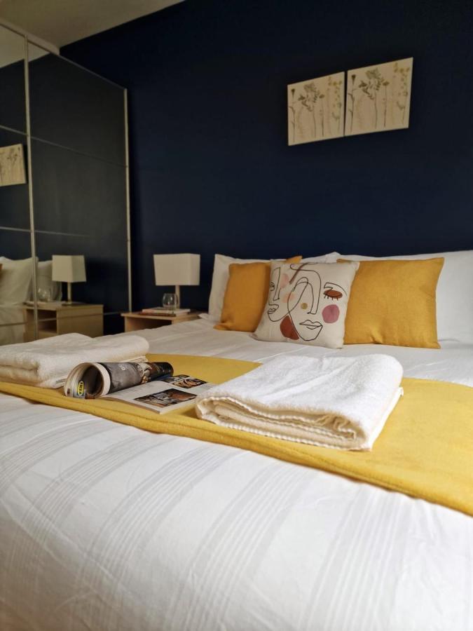3 Bedrooms Flat Near Russell Square