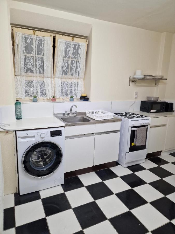 Waterloo - Zone 1 - Spacious One Bedroom Flat Leilighet *