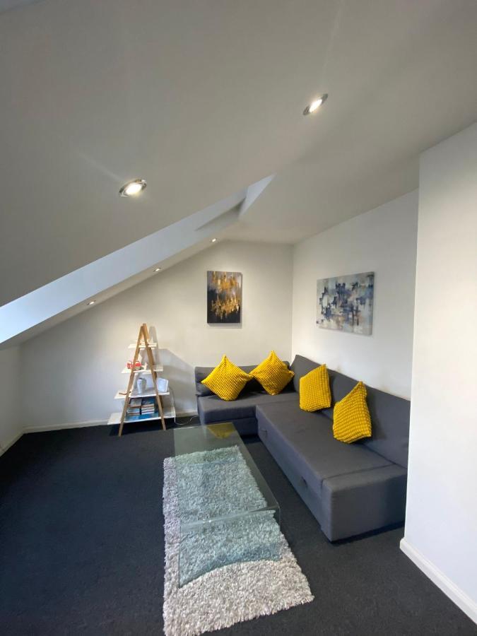 Apartment Impeccable 1-bed In Putney Village London