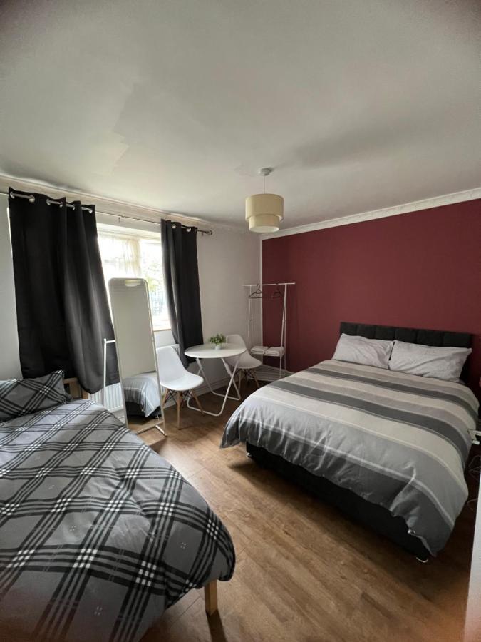 Privat overnatting Large With Two Bed In London