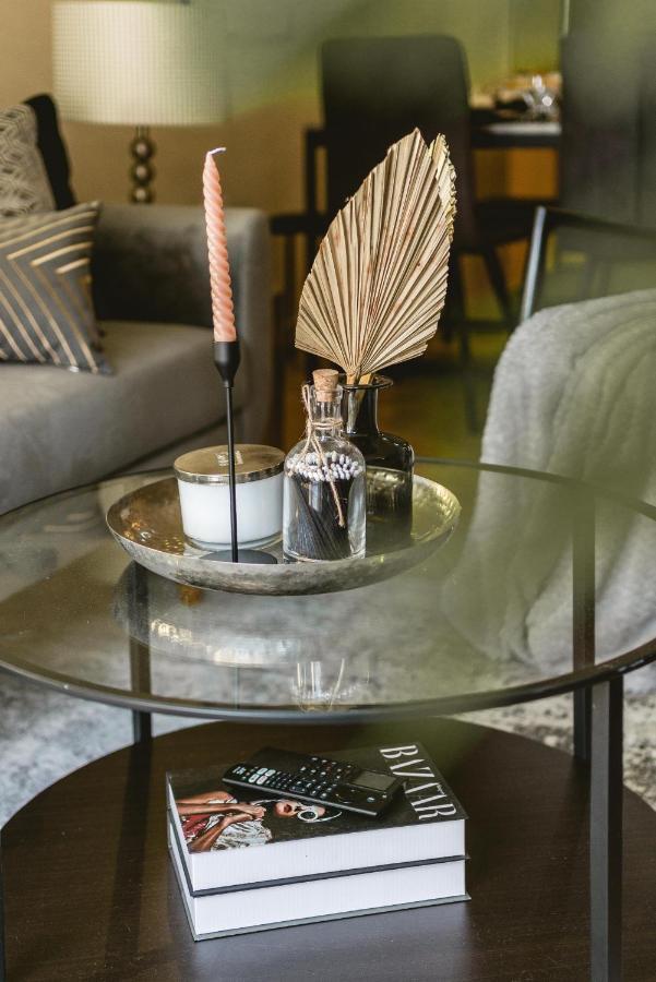 Canary Wharf 2-bed Luxury Haven Londen