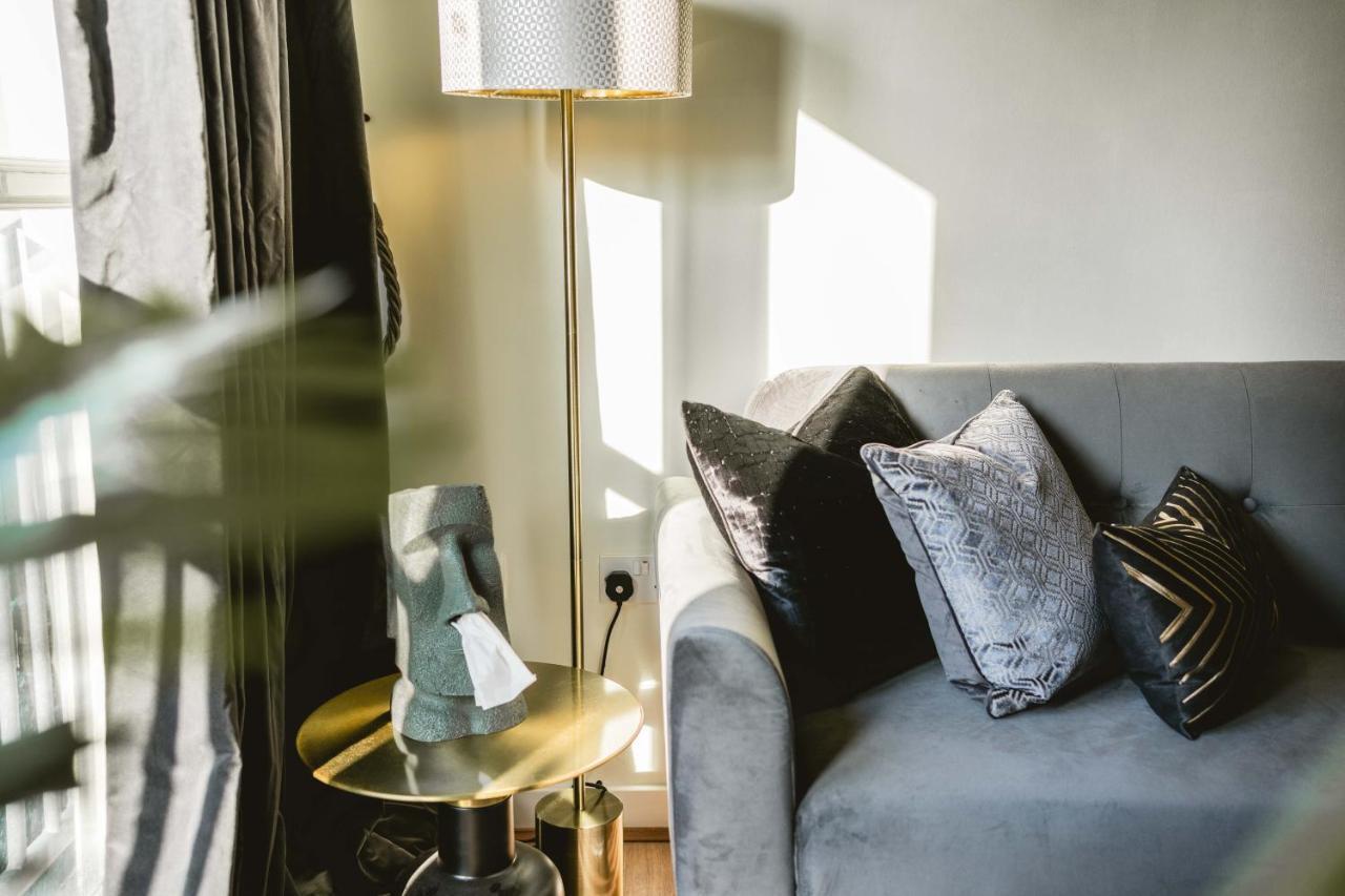 Canary Wharf 2-bed Luxury Haven Leilighet *