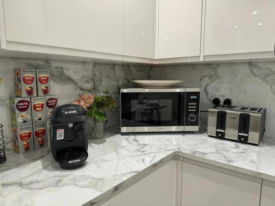 Modern 5 Bed Near Excel -big Ben Vakantiehuis *