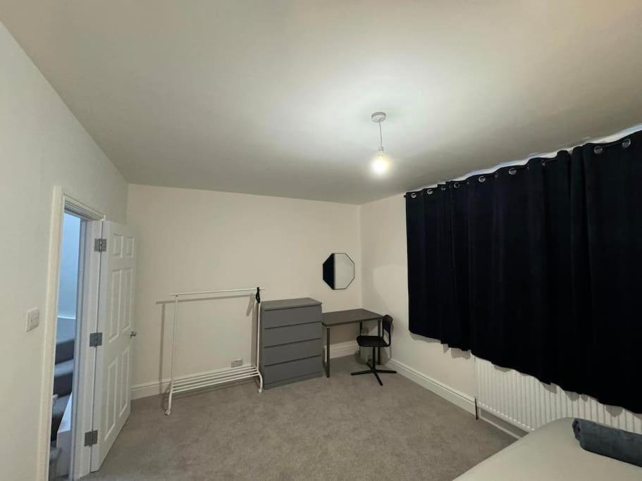 Modern 5 Bed Near Excel -big Ben Londen