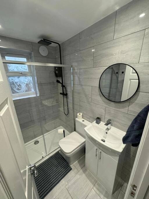 Modern 5 Bed Near Excel -big Ben Vakantiehuis *