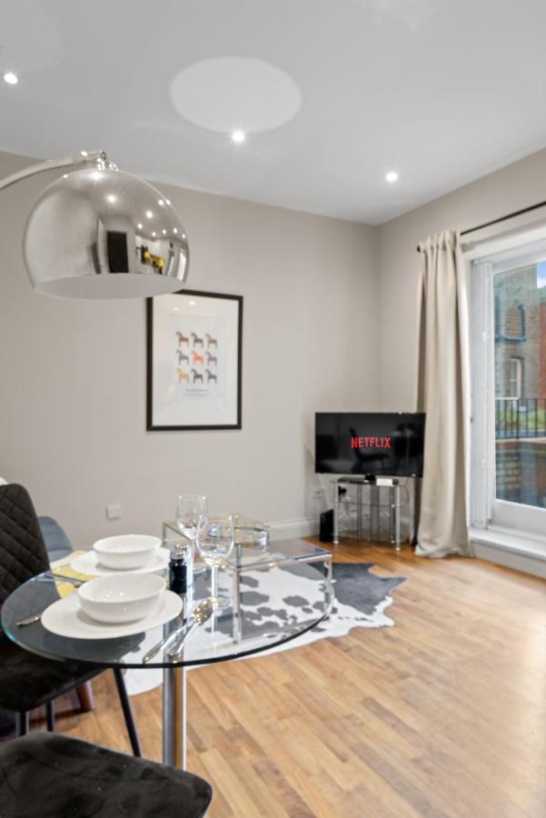 Notting Hill: Stylish 1br With Terrace - Leilighet London