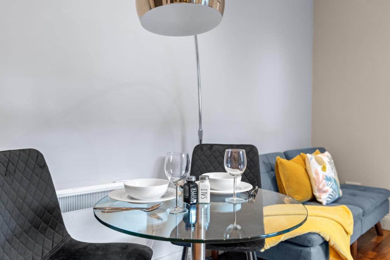 Notting Hill: Stylish 1br With Terrace - London