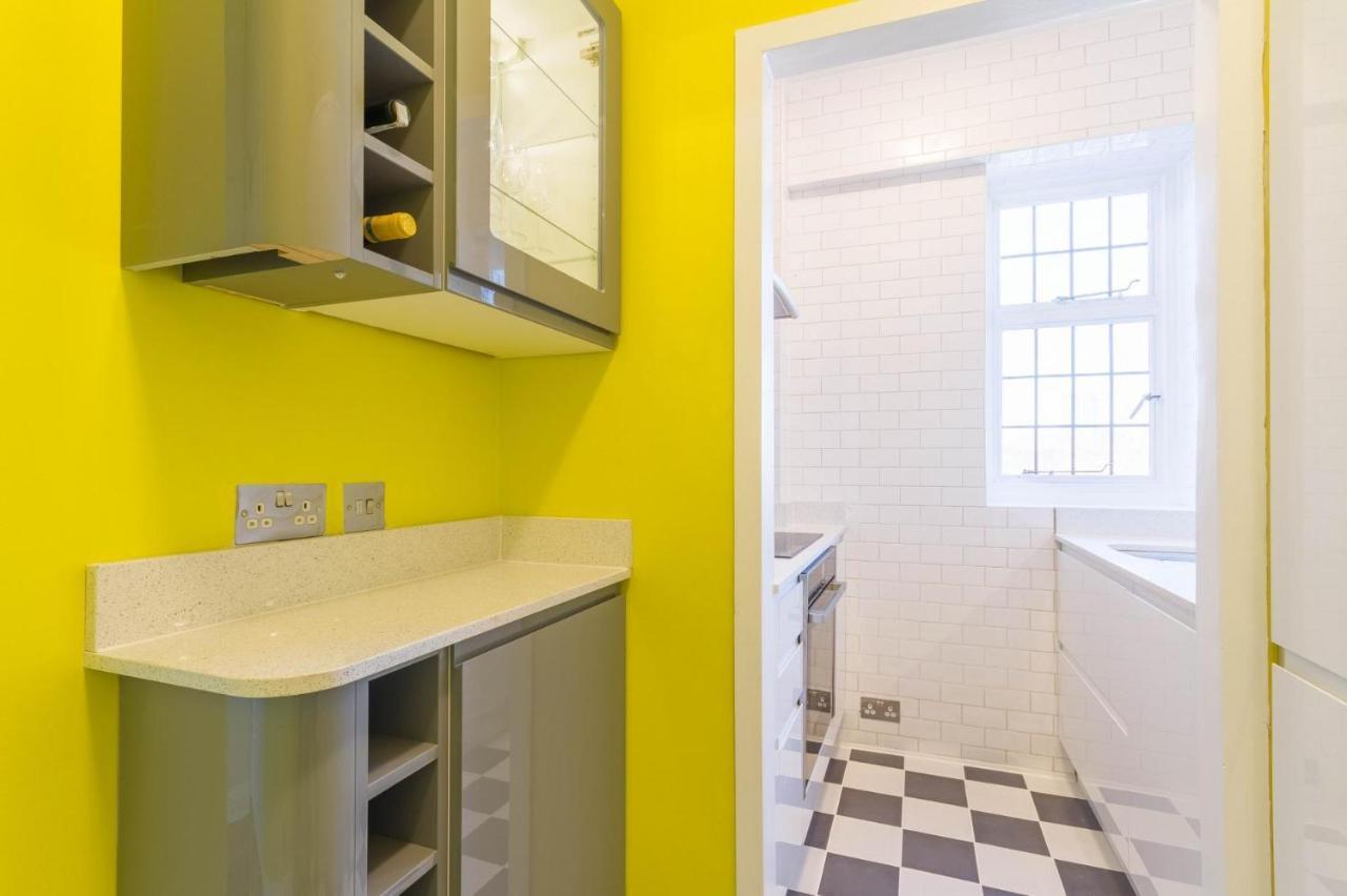 Chic 1 Bed Flat In Popular Bloomsbury Leilighet London