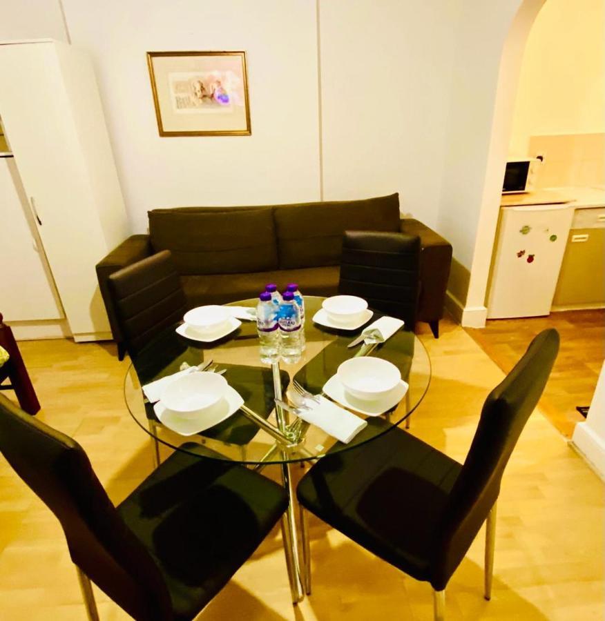 Tow Bedroom In * London
