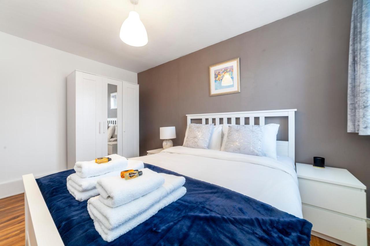 Amazing 1 Bedroom Apartment, Barons Court Apartment