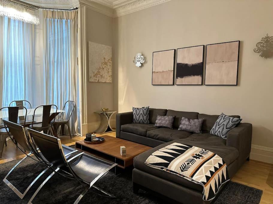 Leilighet Stunning 2 Bed/2bath Flat In Heart Of Kensington London