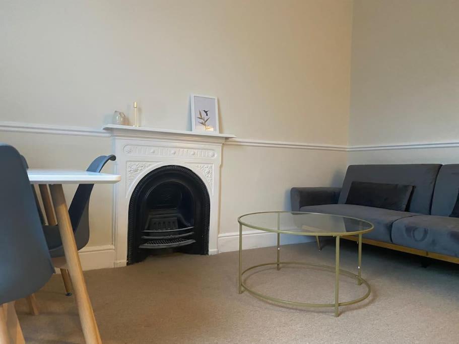 Lovely 2 Bedroom Maida Vale Flat Apartment *