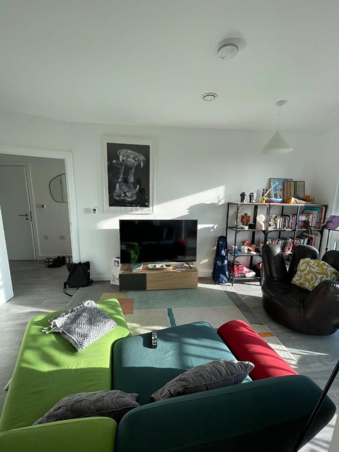 Bright 1bd Flat Wbalcony - Heart Of Brixton!