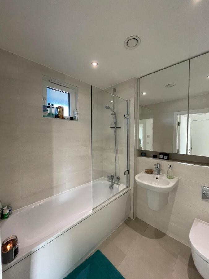 Bright 1bd Flat Wbalcony - Heart Of Brixton! Apartment