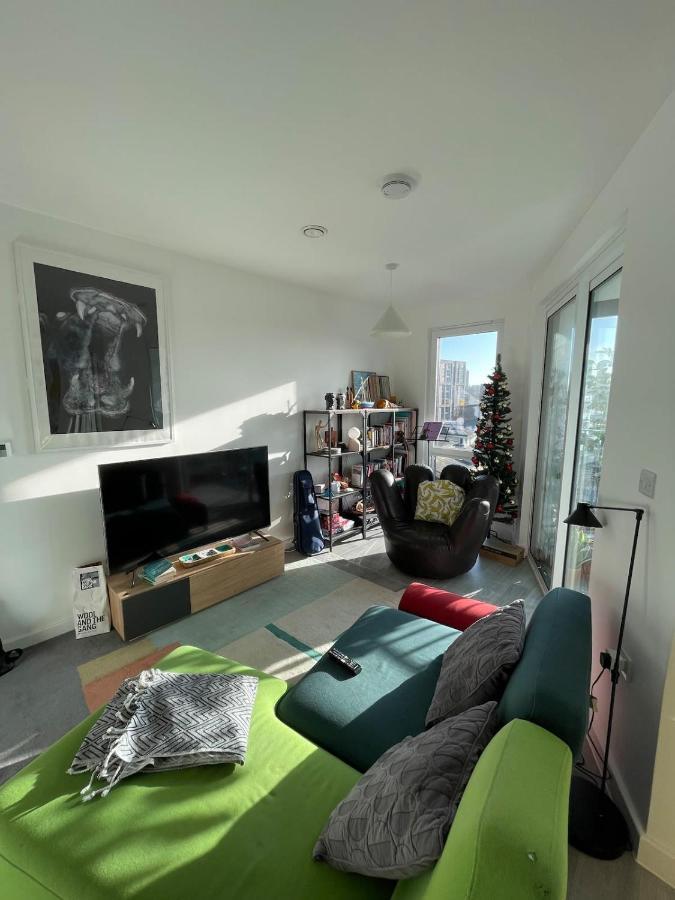 Bright 1bd Flat Wbalcony - Heart Of Brixton!