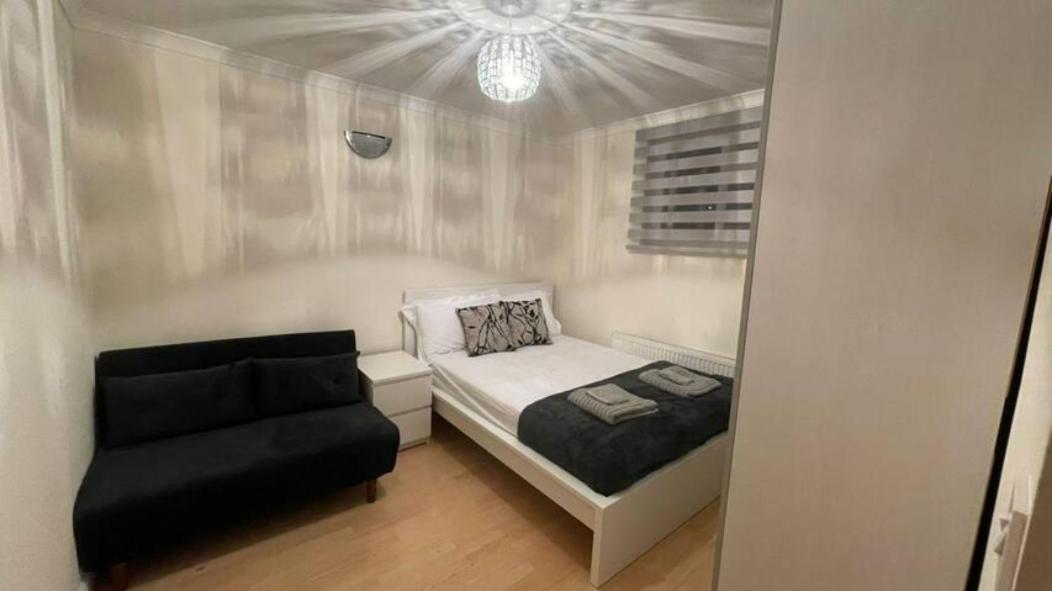 Ferienhaus Entire 3 Bedroom - Minutes To Emirates Stadium! *