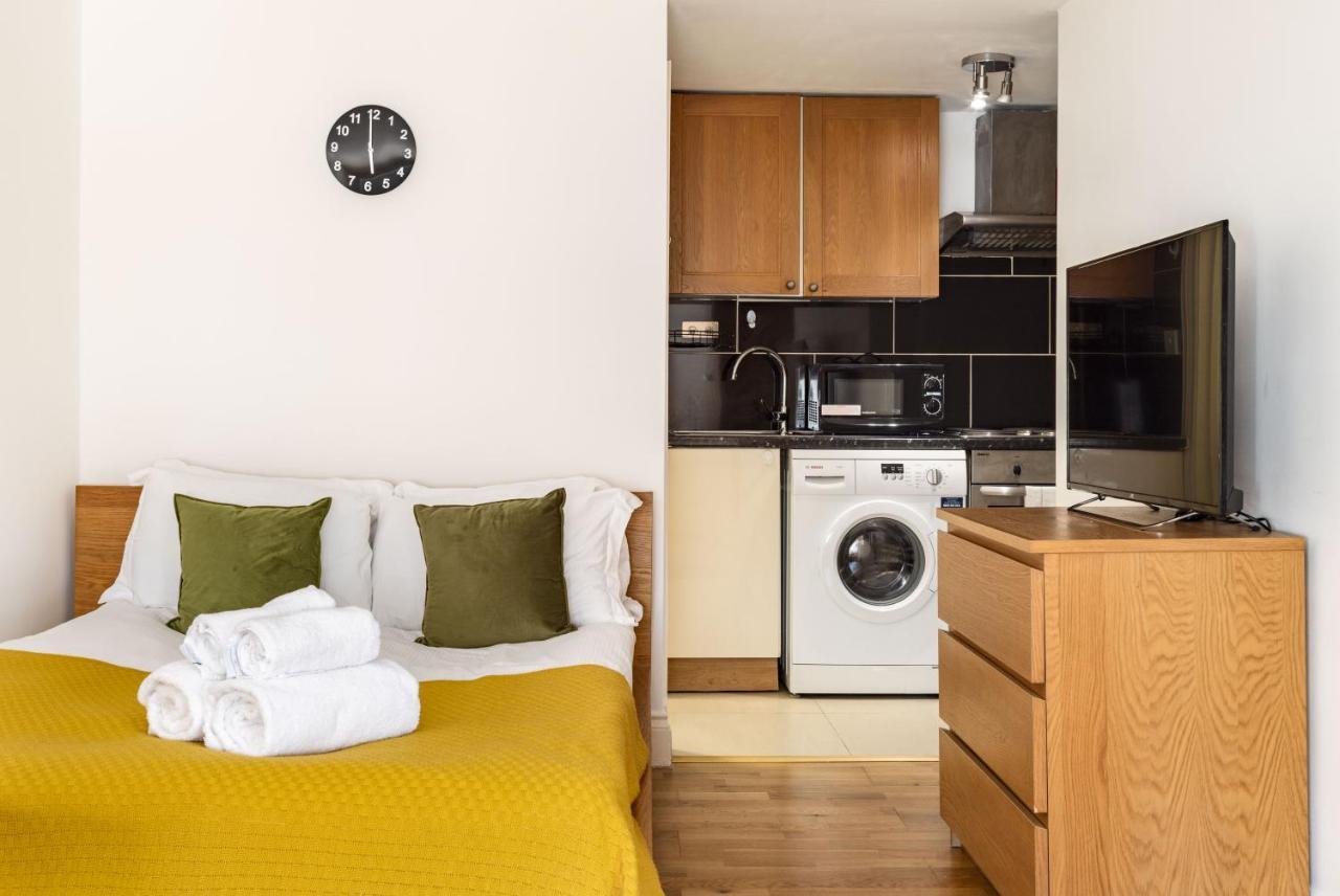 South Kensington Courtfield Gardens studio