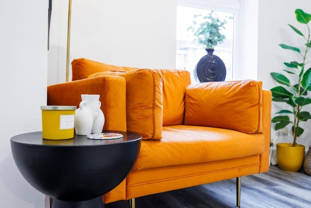 Holiday home Stylish 3-bed East Contractors Parking Sleeps 5 Near Excel