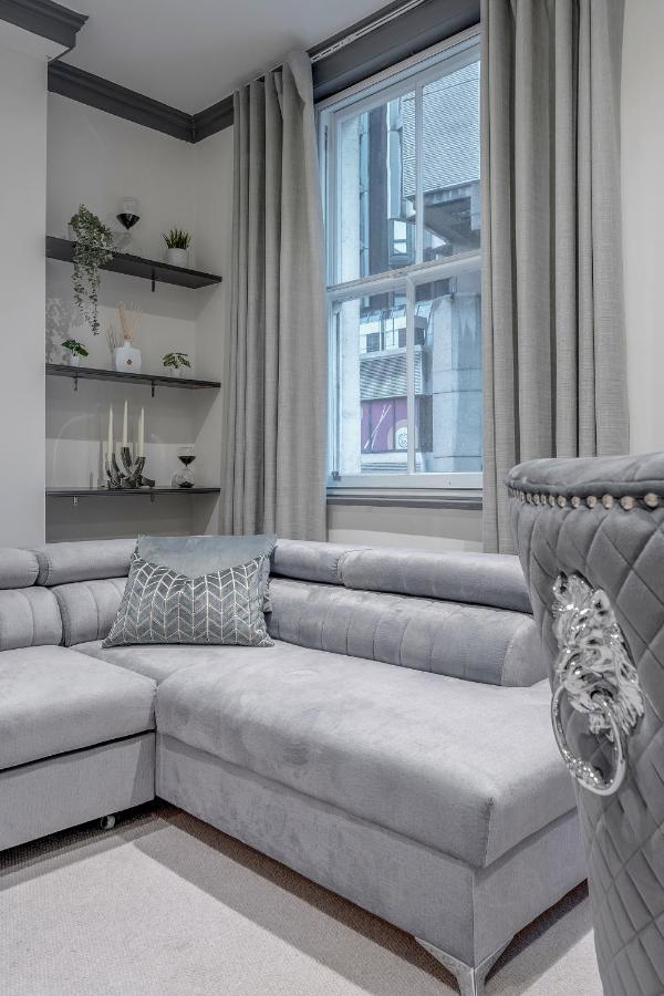 Tottenham Court's House - 2 Bed Apartment London