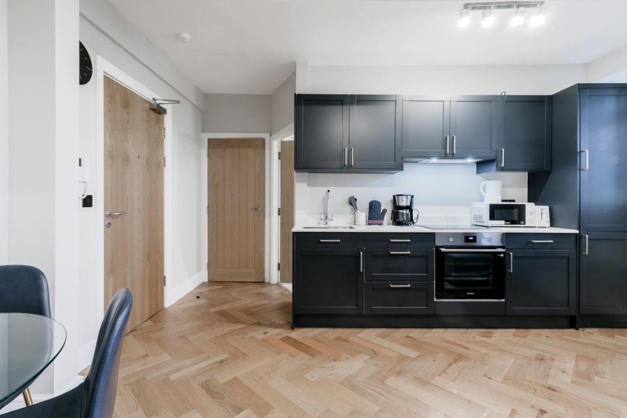 Bright Near Marble Arch And Hyde Park * London