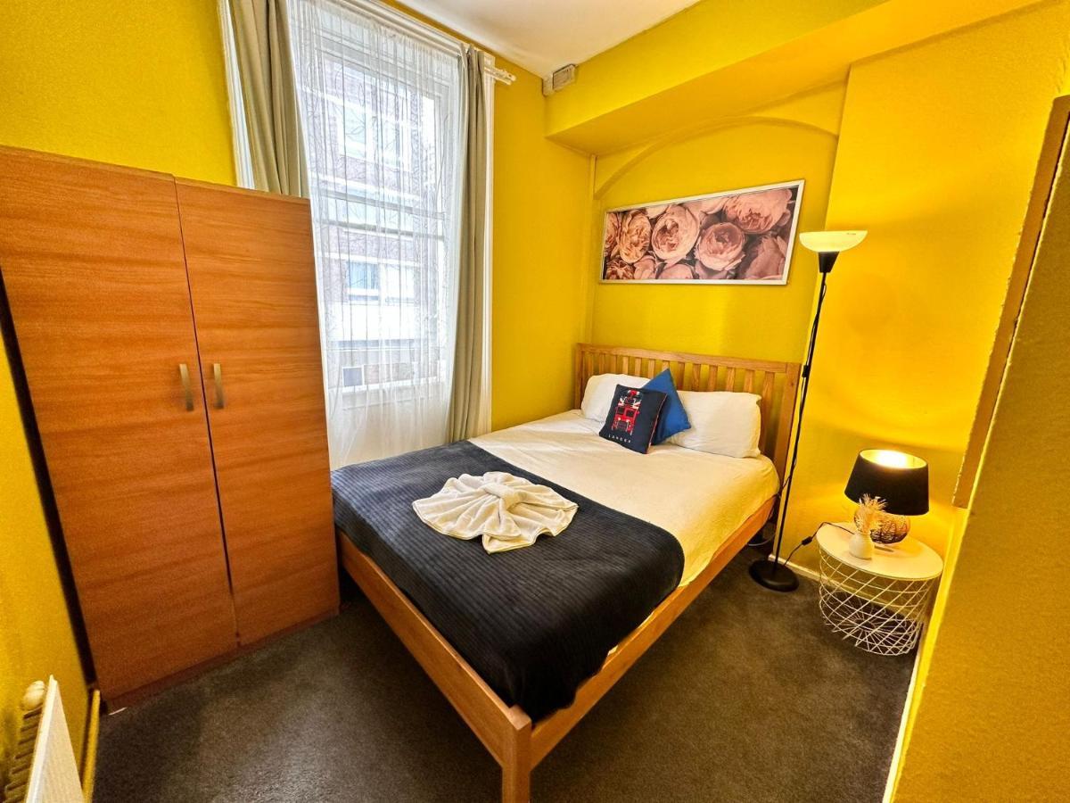 Budget 2-bedroom In * London