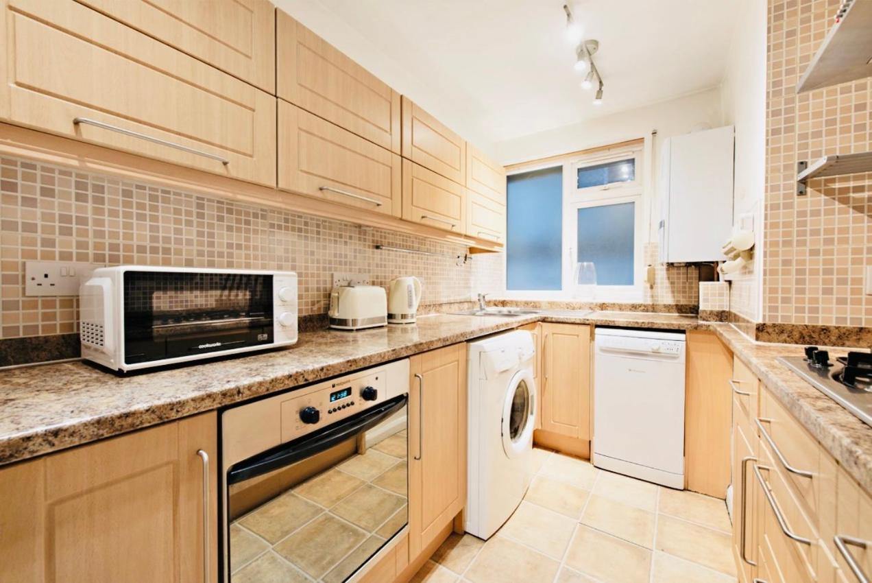 Appartement Spacious & Charming Garden Flat -zone 2- Great For Access *
