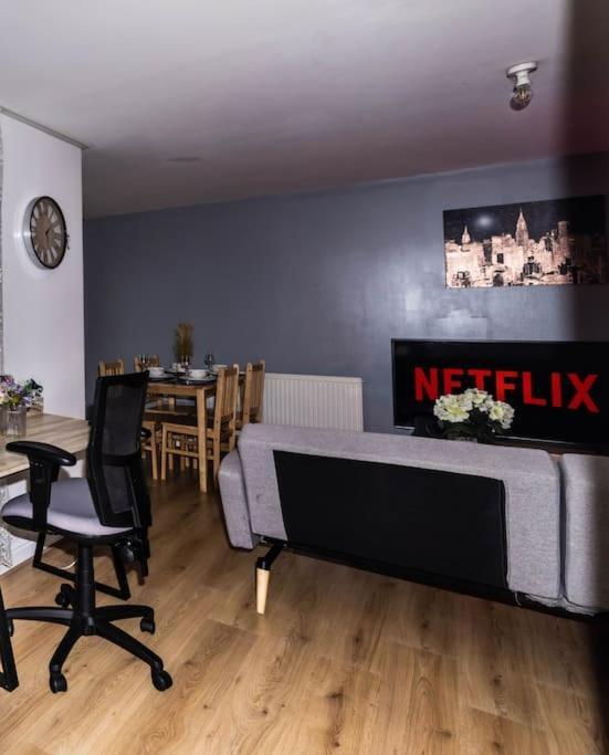 Pristine Relocation Pamers Leilighet London