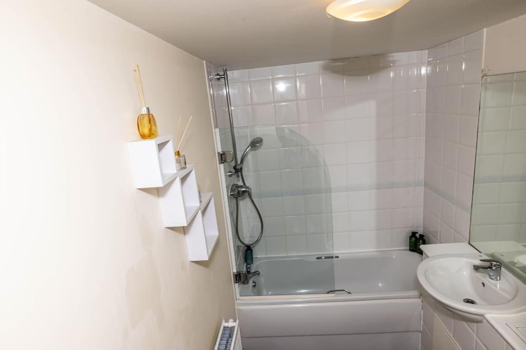 Pristine Relocation Pamers Leilighet London
