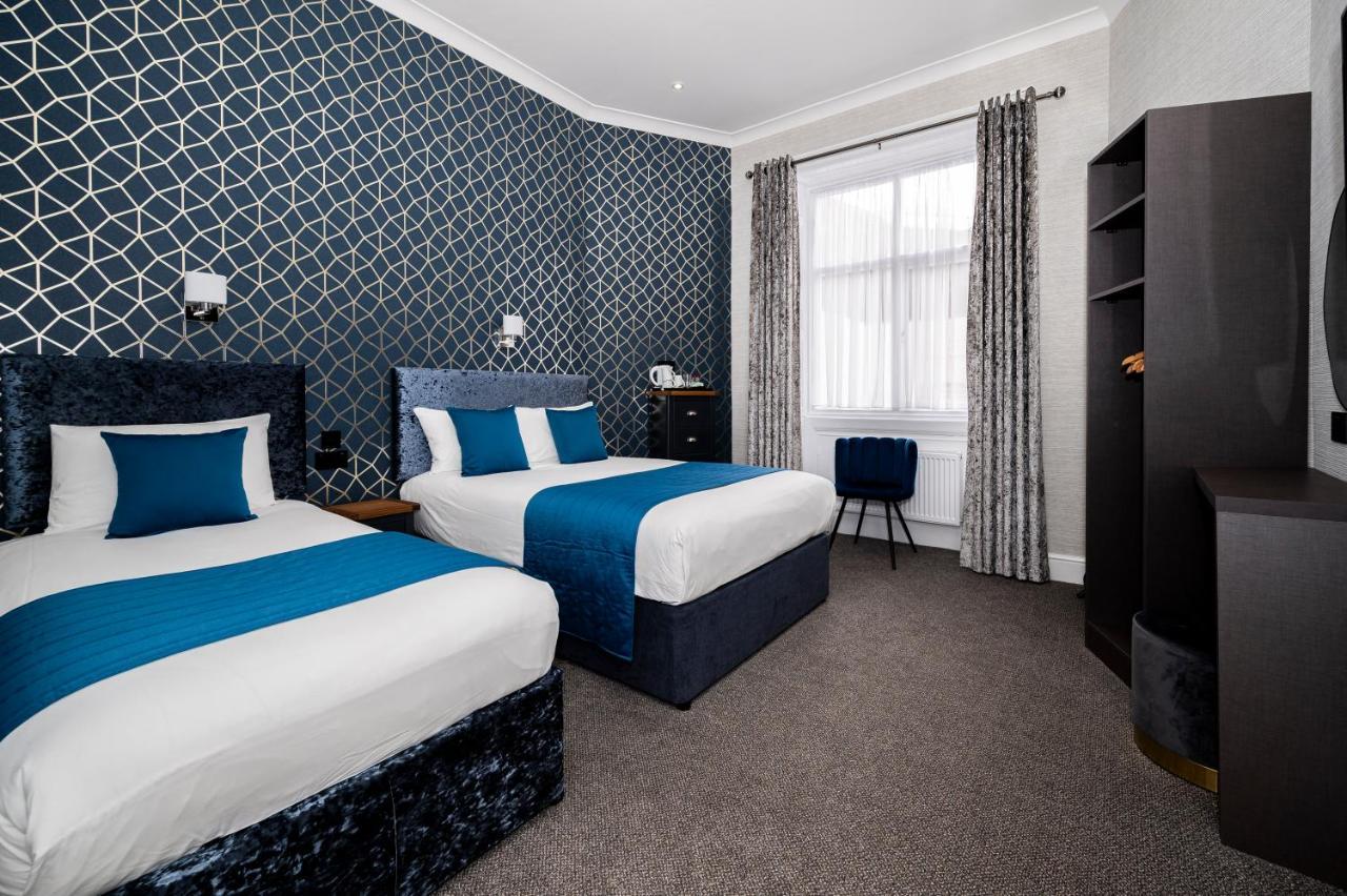 Hotel Mentone 3*