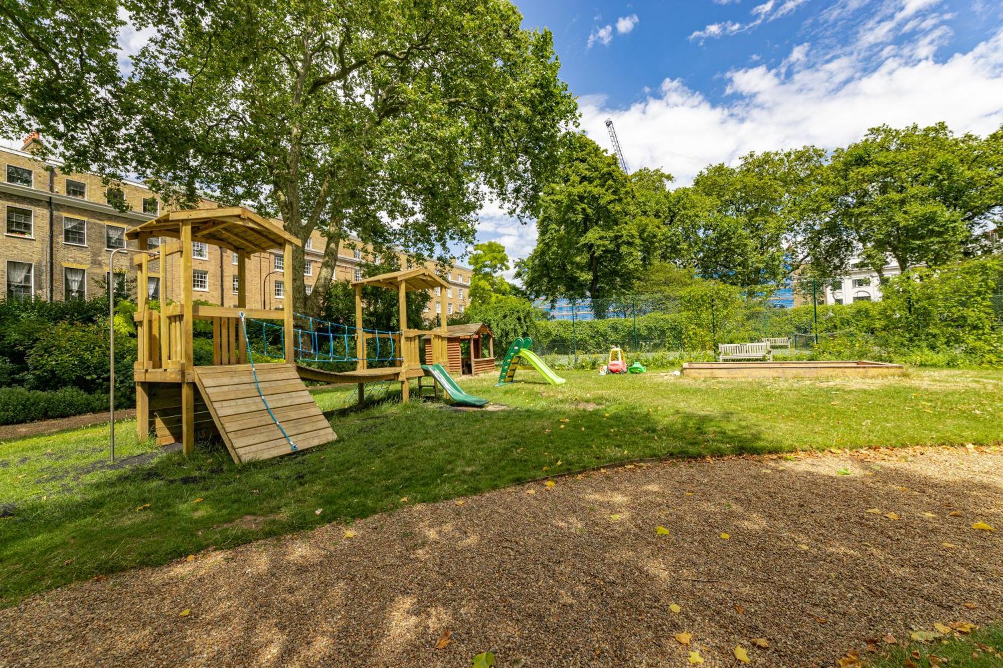 Hotel The Goodenough 4*