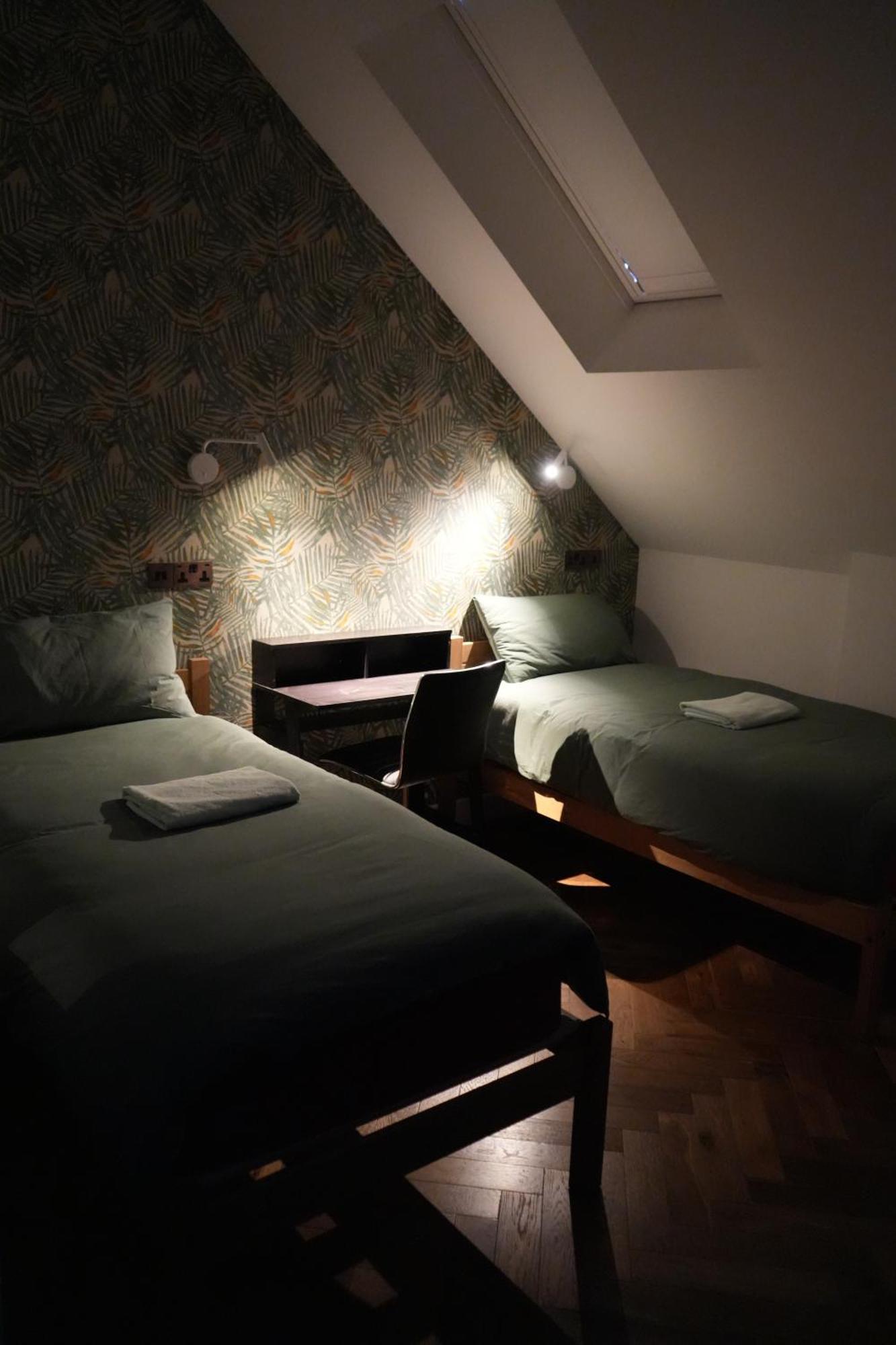 Fountain Hotel 2*