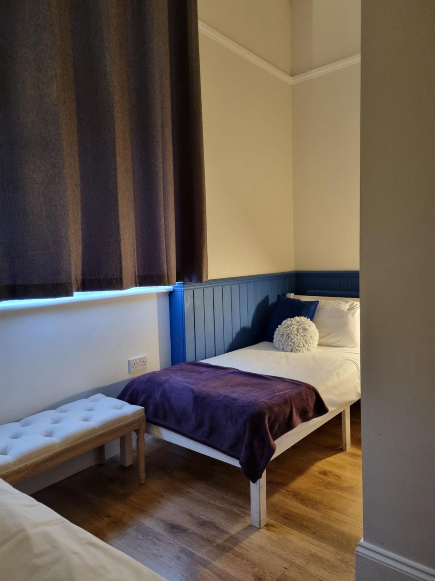 The Windmill 3*