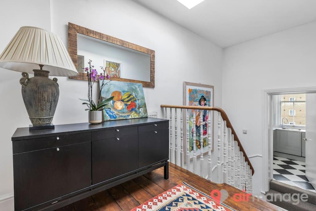 Apartment West Kensington 2bed Flat