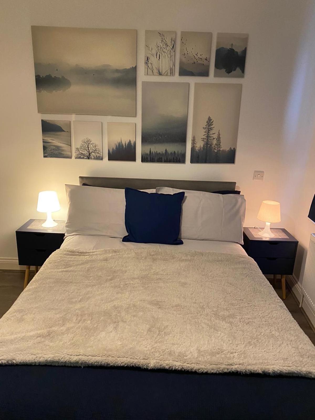 35 Mins To London. 3 Bedrooms. 2 Bathrooms With Garden * Londen