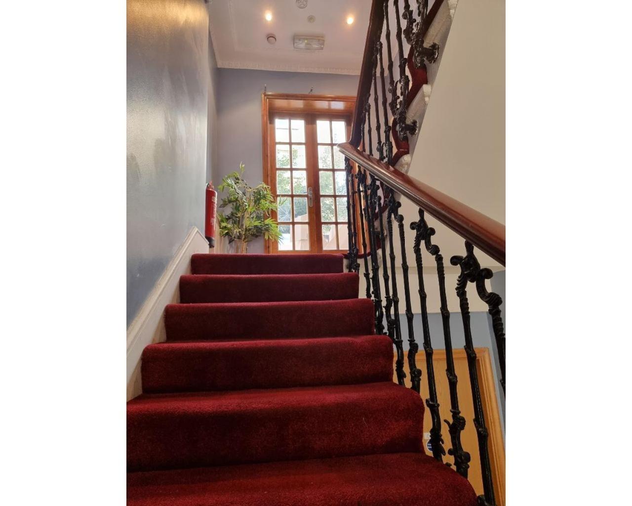 Fg1- Ground Flr Flat Good For 4- Near Hyde Park