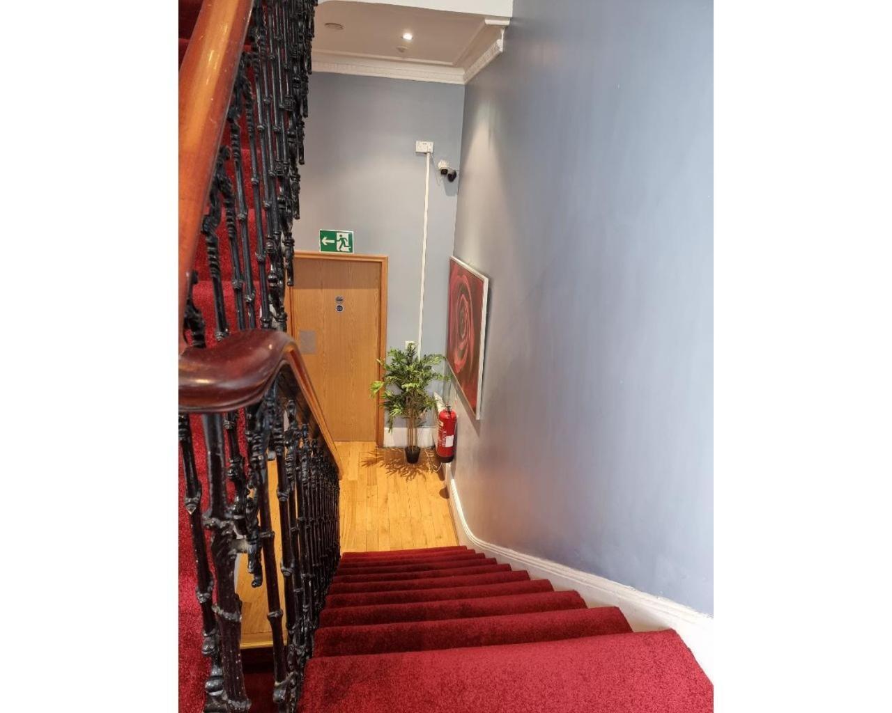 Fg1- Ground Flr Flat Good For 4- Near Hyde Park