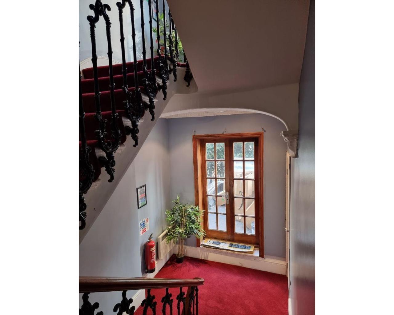 Fg1- Ground Flr Flat Good For 4- Near Hyde Park London
