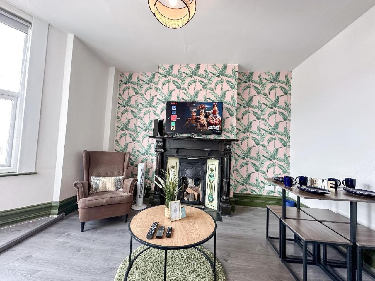 Appartement 2 Bedroom Flat With Indoor Fireplace In Shepherds Bush, Near White City